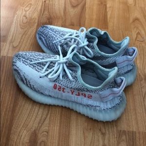 Size 4 Blue Tint Yeezy’s